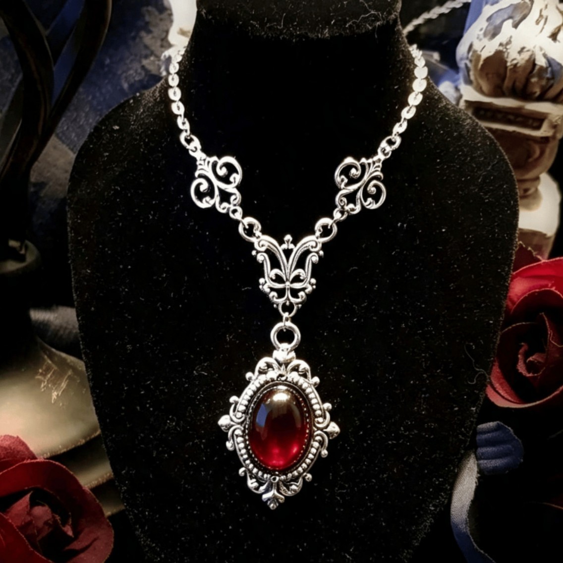 Colar Camafeu Vampiro, Camafeu - Men'S Vampire Accessories avaliação e preço
